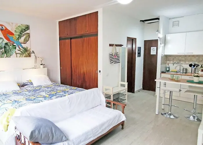 Апартаменты City Beach Home